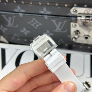 Đồng Hồ Richard Mille RM07-01 Replica Cao Cấp Nhất Đính Đá Màu Trắng Xưởng ZF 36mm (8)