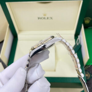 Đồng Hồ Rolex DateJust 126233 Bọc Vàng Thật Mặt Số Đen Đính Đá Xưởng GM 36mm (6)