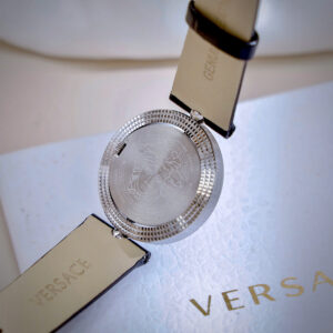 Đồng Hồ Versace Eon Mặt Xoay 360 Độ Nữ Dây Da Màu Đen Mặt Trắng Like Auth 30mm (4)