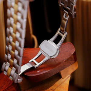 Đồng Hồ Versace Greca Time GMT Nam Siêu Cấp Mặt Đen Dây Kim Loại 41mm (11)