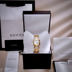 Đồng Hồ Gucci G-Gucci Dây Xích Mặt Số Trắng Siêu Cấp Nữ Màu Vàng 26mm (1)