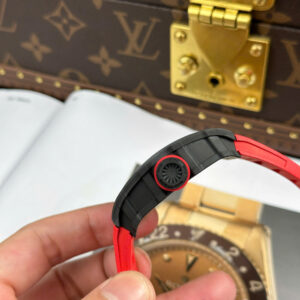 Đồng Hồ Richard Mille RM35-02 Chế Tác Vỏ Carbon Đen Dây Cao Su Màu Đỏ Nhà Máy ZF (12)