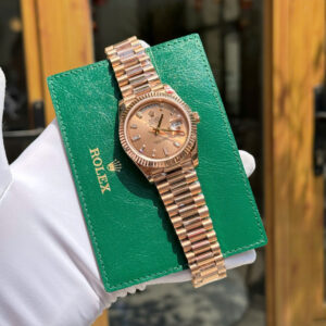 Đồng Hồ Rolex Day-Date 228235 Bọc Vàng Thật Mặt Số Hồng Đính Đá Xưởng GM 40mm (4)