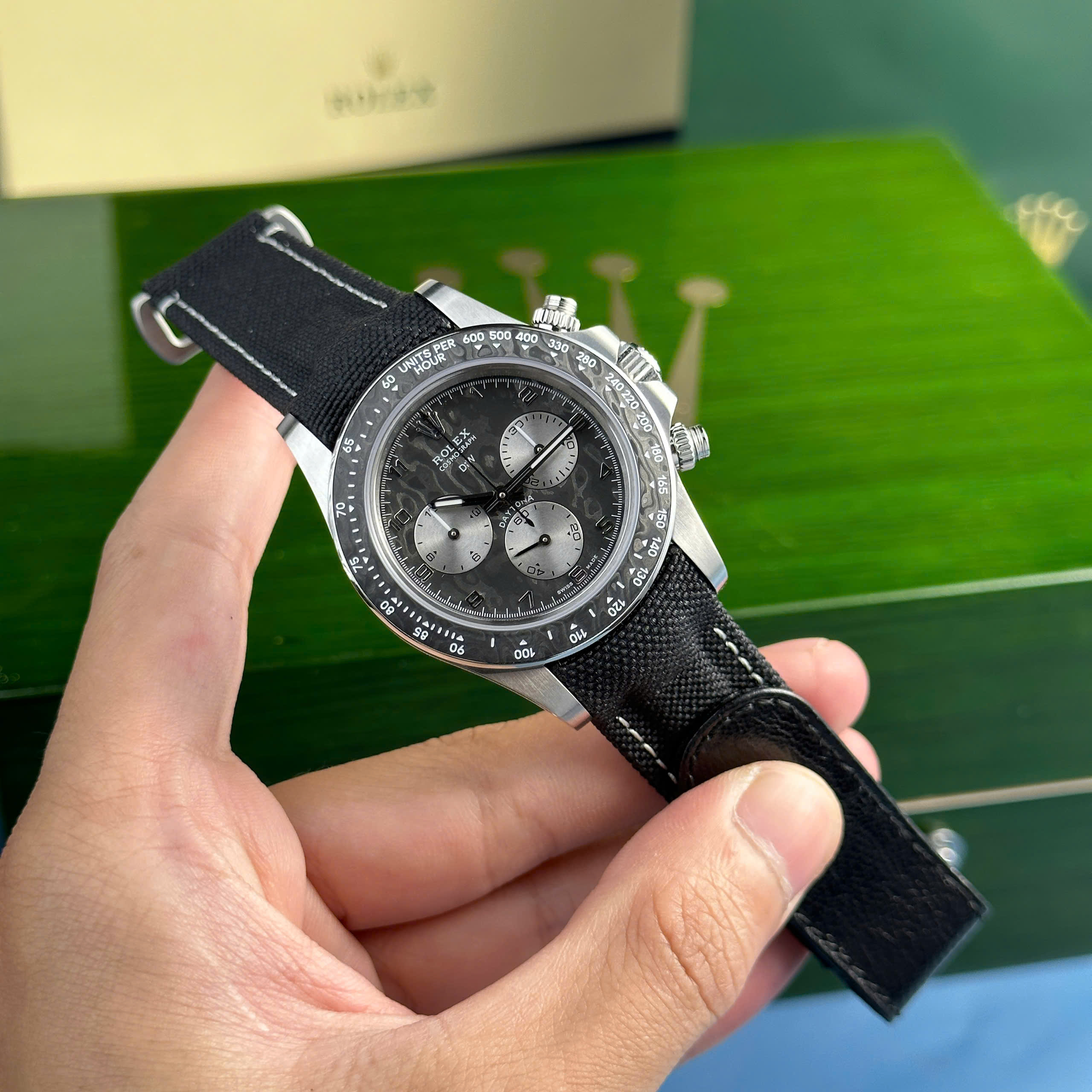 Đồng Hồ Rolex Daytona Exceptional-1 DiW Chế Tác Carbon Siêu Nhẹ 40mm (2)