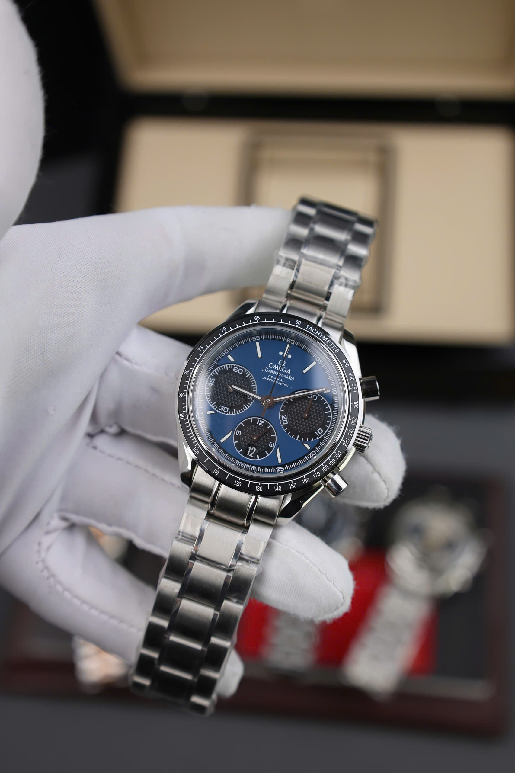 Đồng hồ Omega Speedmaster Racing Co-Axial Chronometer Chronograph Chế Tác 40mm (8)