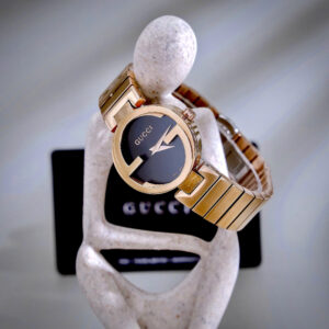 Đồng Hồ Gucci Internetlocking Nữ Siêu Cấp Mặt Tròn Dây Kim Loại Màu Hồng 29mm (8)