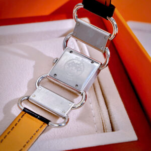 Đồng Hồ Hermes Klikti Nữ Siêu Cấp Đính Đá Dây Da Màu Đen Like Auth 22x21mm (5)