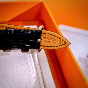 Đồng Hồ Hermes Klikti Nữ Siêu Cấp Đính Đá Dây Da Màu Đen Like Auth 22x21mm (5)