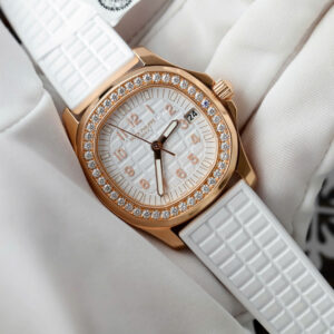 Đồng Hồ Patek Philippe Aquanaut 5067 Bọc Vàng Đính Moissanite 35 (1)