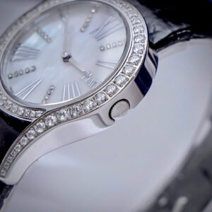 Đồng Hồ Piaget LimeLight Gala Nữ Mặt Tròn Đính Đá Dây Da Màu Đen 32mm (4)