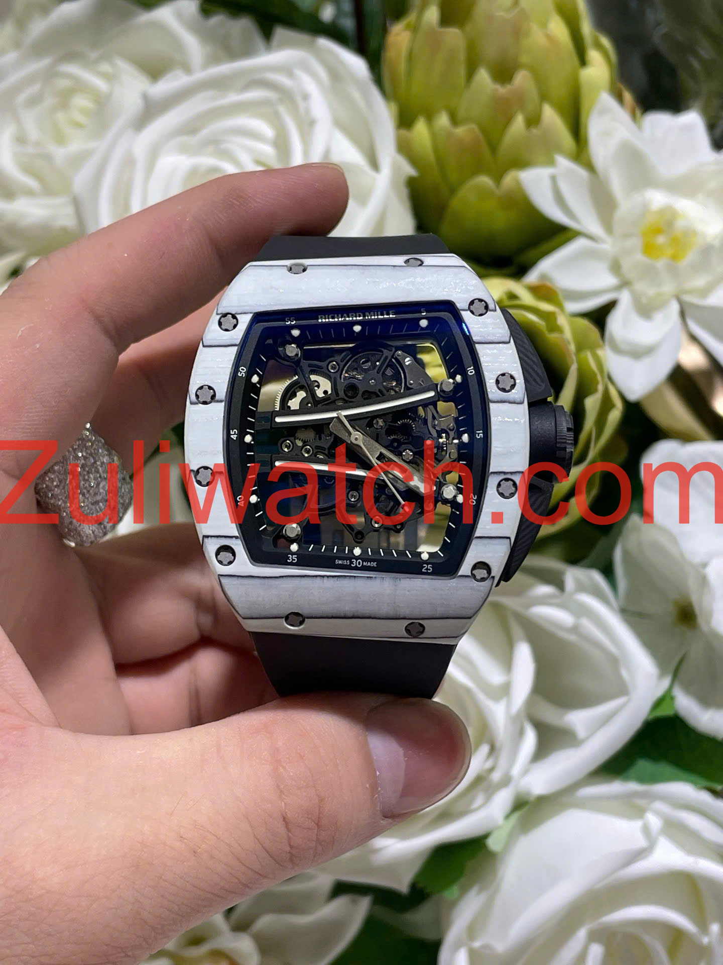 Đồng Hồ Richard Mille Tinh Chỉnh Độc Quyền RM61-01 Yohan Blake CAFQ Ultimate Carbon Top 1 Thế Giới 42,7x50,23mm (1)