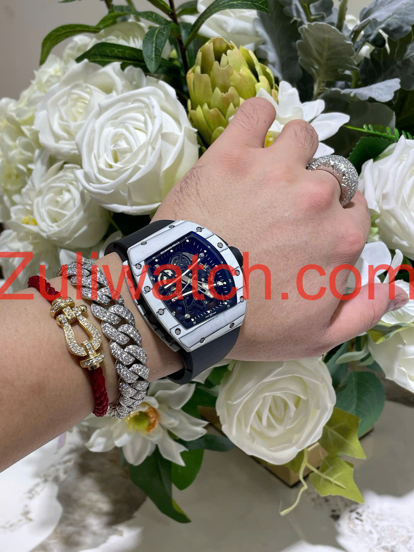 Đồng Hồ Richard Mille Tinh Chỉnh Độc Quyền RM61-01 Yohan Blake CAFQ Ultimate Carbon Top 1 Thế Giới 42,7x50,23mm (1)