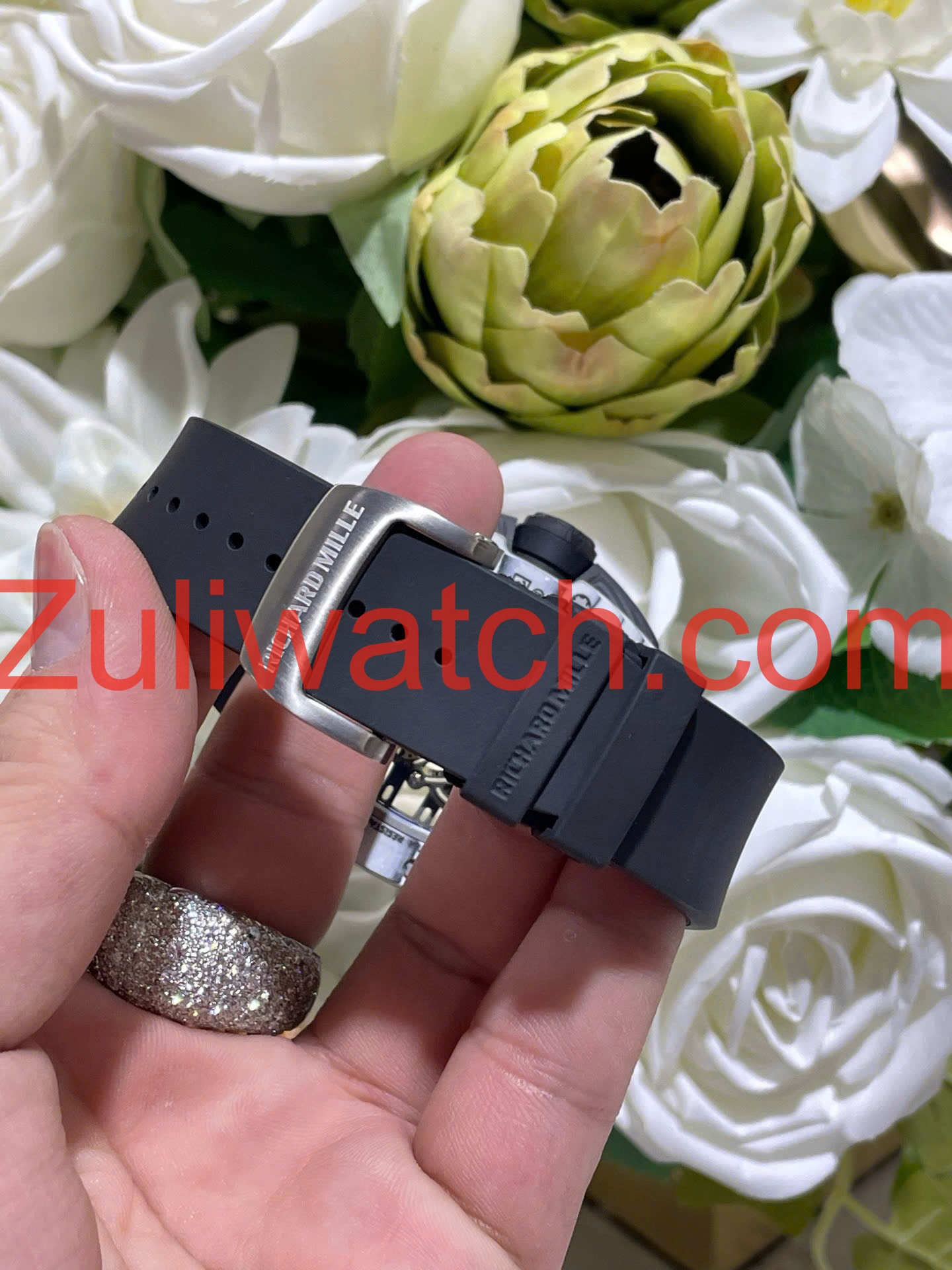 Đồng Hồ Richard Mille Tinh Chỉnh Độc Quyền RM61-01 Yohan Blake CAFQ Ultimate Carbon Top 1 Thế Giới 42,7x50,23mm (1)