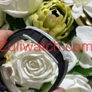 Đồng Hồ Richard Mille Tinh Chỉnh Độc Quyền RM61-01 Yohan Blake CAFQ Ultimate Carbon Top 1 Thế Giới 42,7x50,23mm (1)