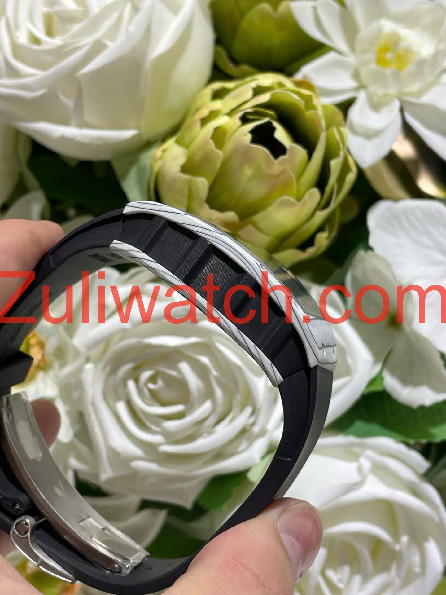 Đồng Hồ Richard Mille Tinh Chỉnh Độc Quyền RM61-01 Yohan Blake CAFQ Ultimate Carbon Top 1 Thế Giới 42,7x50,23mm (1)