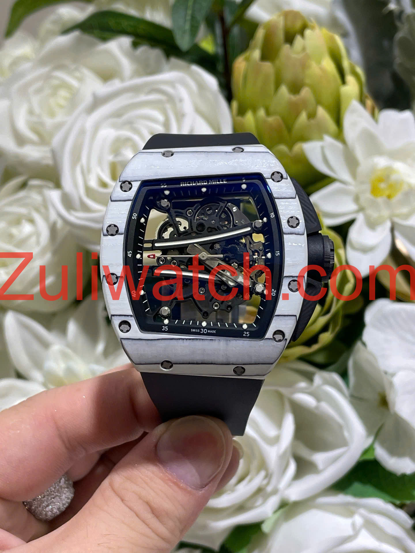 Đồng Hồ Richard Mille Tinh Chỉnh Độc Quyền RM61-01 Yohan Blake CAFQ Ultimate Carbon Top 1 Thế Giới 42,7x50,23mm (1)