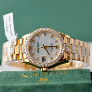 Đồng Hồ Rolex DateJust Mặt Xà Cừ Chế Tác Bọc Vàng Đính Moissanite 31mm (1)