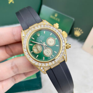 Đồng Hồ Rolex Fake Giá Rẻ Daytona Mặt Xanh Lá Cây Đính Đá Dây Cao Su 40mm (3)