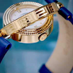 Đồng Hồ Versace Siêu Cấp Nữ Mặt Xoay 360 Độ Dây Da Màu Xanh Dương 33mm (11)