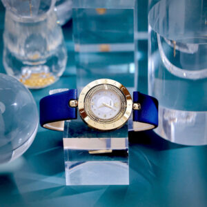 Đồng Hồ Versace Siêu Cấp Nữ Mặt Xoay 360 Độ Dây Da Màu Xanh Dương 33mm (11)