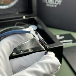 Đồng Hồ Hublot Classic Fusion Replica Mặt Số Xanh BLue Viền Đính Đá 33mm (1)