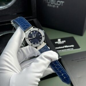 Đồng Hồ Hublot Classic Fusion Replica Mặt Số Xanh BLue Viền Đính Đá 33mm (1)