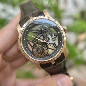 Đồng Hồ Roger Dubuis Excalibur Tourbillon Replica 1:1 Màu Vàng Hồng BBR Factory 42mm