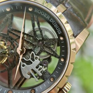 Đồng Hồ Roger Dubuis Excalibur Tourbillon Replica 1:1 Màu Vàng Hồng BBR Factory 42mm