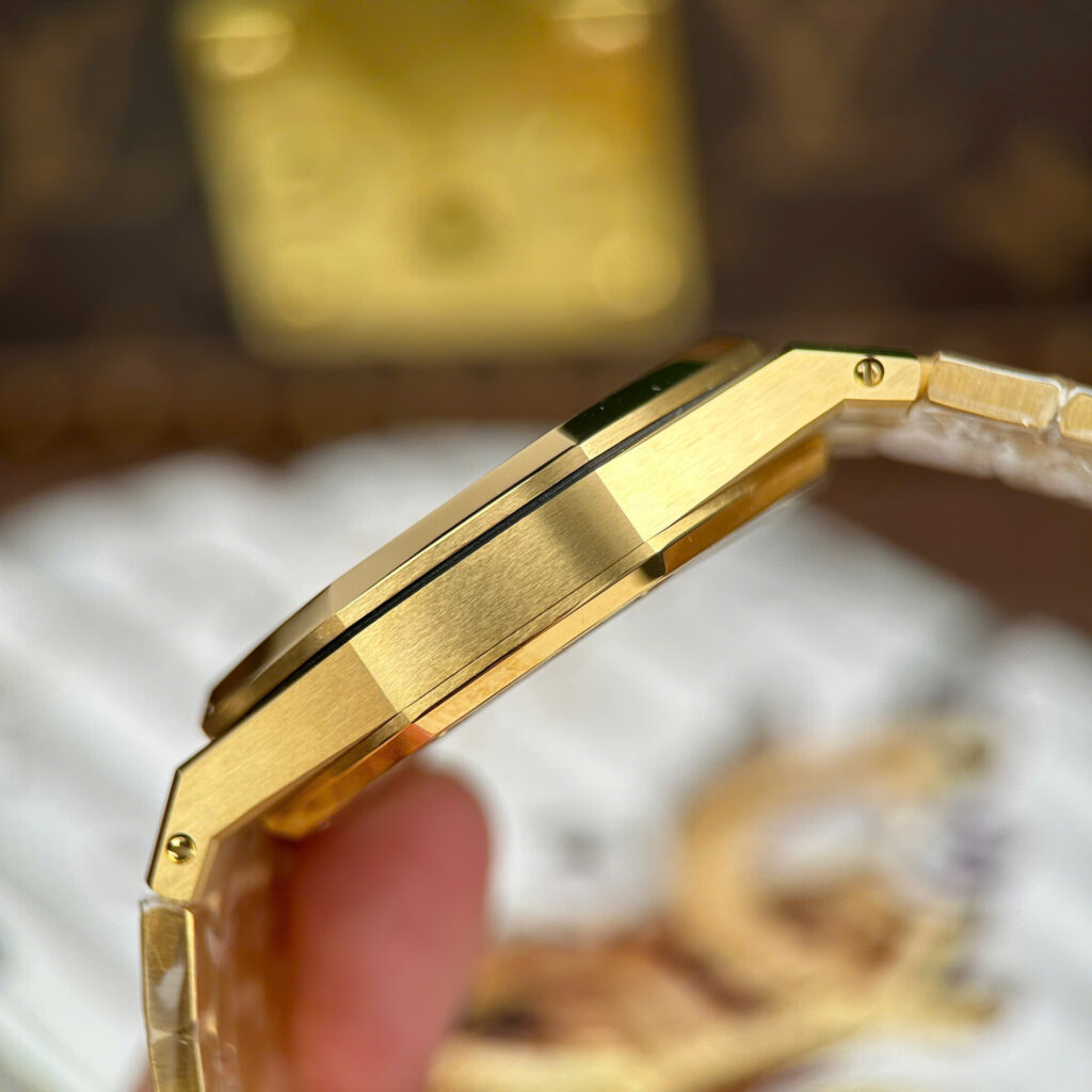 Đồng Hồ Audemars Piguet Royal Oak Jumbo Extra-thin 16204 Màu Vàng Gold Nhà Máy ZF 39mm (1)