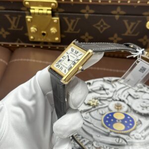 Đồng Hồ Cartier Tank Louis Replica 1 1 Mặt Số Màu Trắng Dây Da 27.8×38 (1)