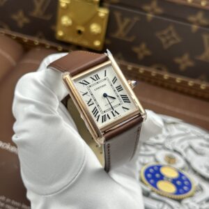 Đồng Hồ Cartier Tank Louis Màu Vàng Hồng Rep 1 1 Mặt Trắng Chải Tia 27.8×38.1mm